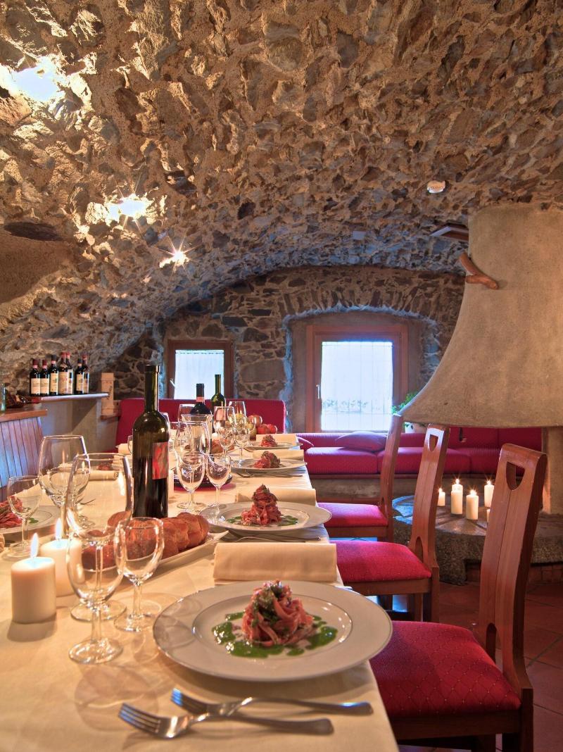 La Brace Hotel & Restaurant - Restoran