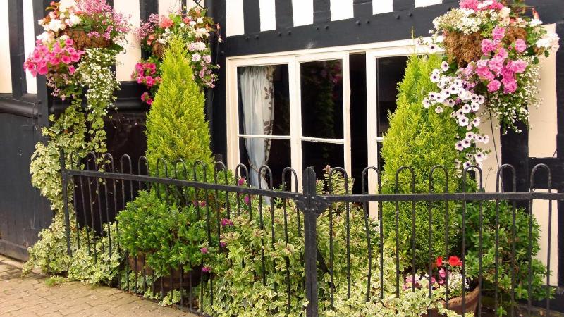 The Talbot Inn - Genel