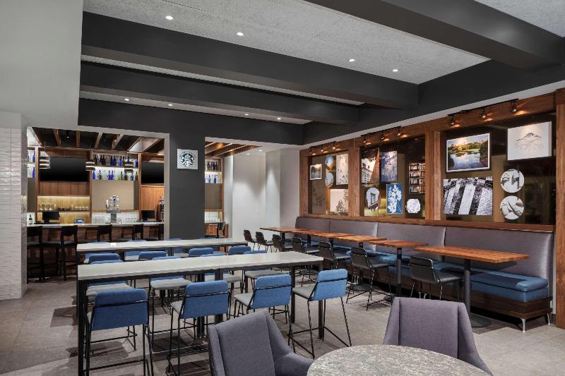 Hyatt Place NYC Chelsea - Bar