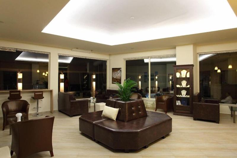 Kronos Hotel - Lobi