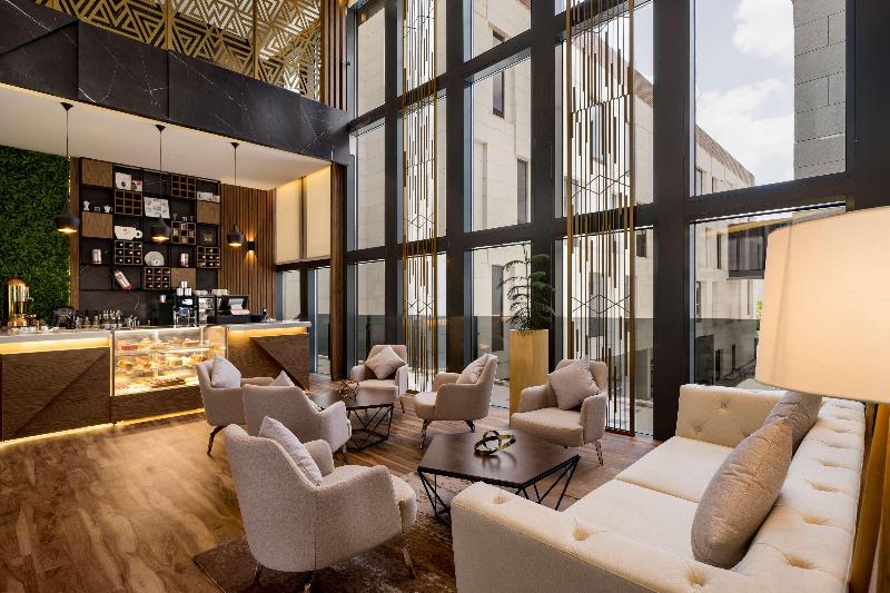 Radisson Blu Hotel Riyadh Qurtuba - Bar