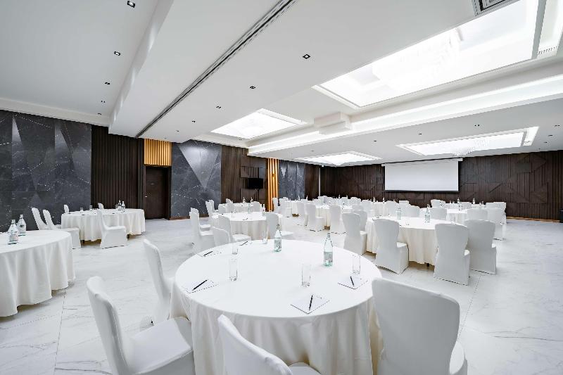 Radisson Blu Hotel Riyadh Qurtuba - Toplantı