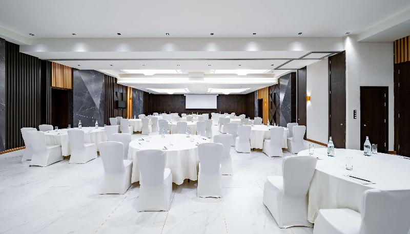 Radisson Blu Hotel Riyadh Qurtuba - Toplantı