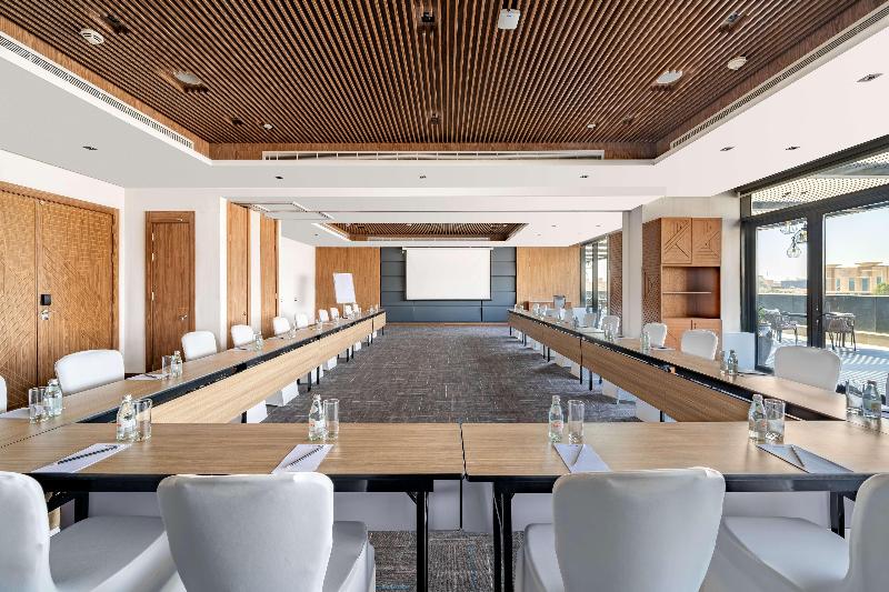 Radisson Blu Hotel Riyadh Qurtuba - Toplantı