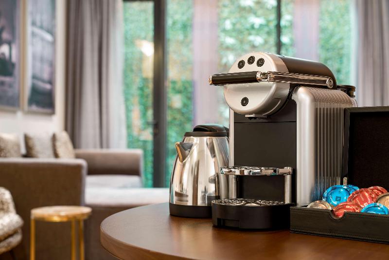 Radisson Blu Hotel Riyadh Qurtuba - Oda