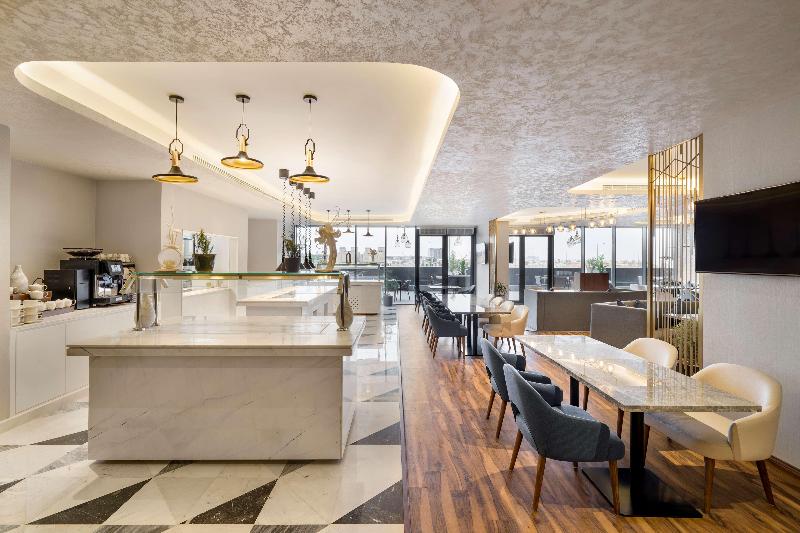 Radisson Blu Hotel Riyadh Qurtuba - Restoran