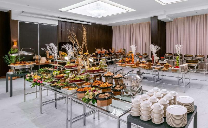 Radisson Blu Hotel Riyadh Qurtuba - Restoran