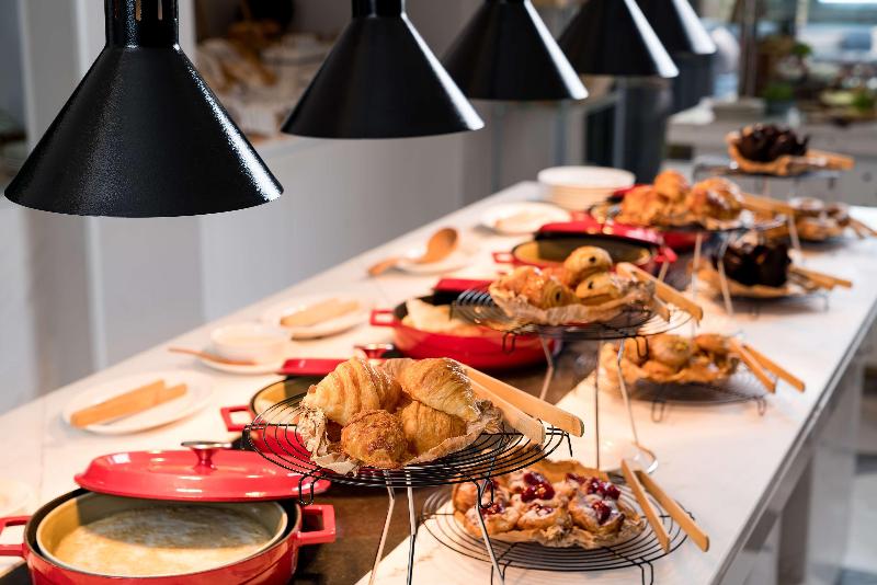 Radisson Blu Hotel Riyadh Qurtuba - Restoran