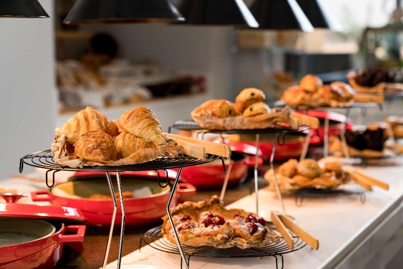 Radisson Blu Hotel Riyadh Qurtuba - Restoran