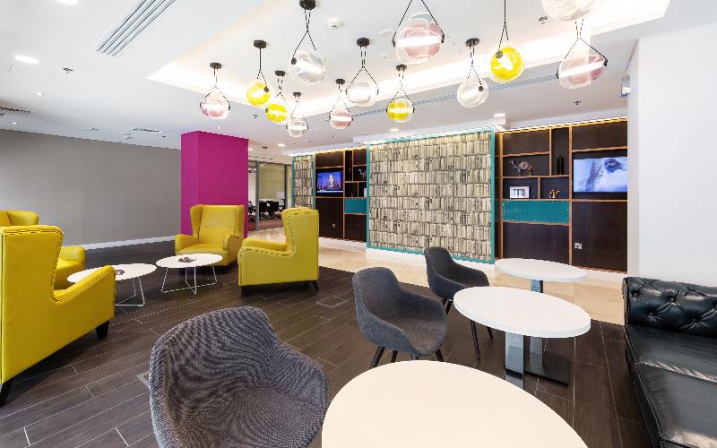 Premier Inn Doha Airport - Lobi