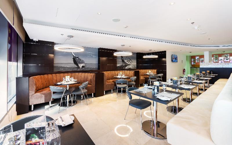 Premier Inn Doha Airport - Restoran