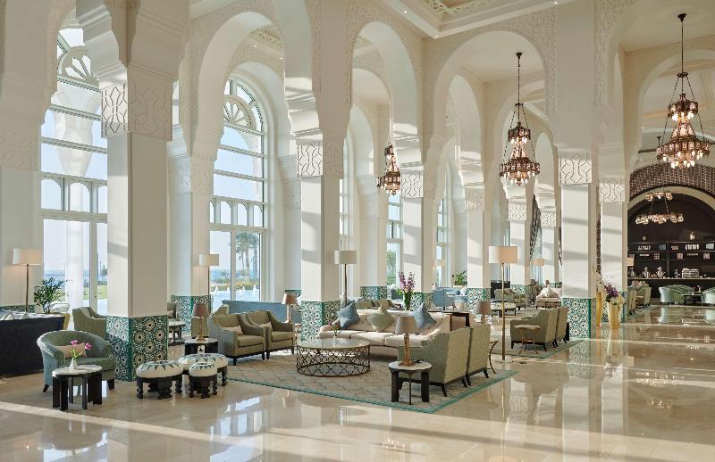 Hilton Salwa Beach Resort & Villas - Lobi