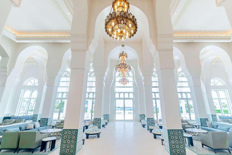 Hilton Salwa Beach Resort & Villas - Lobi