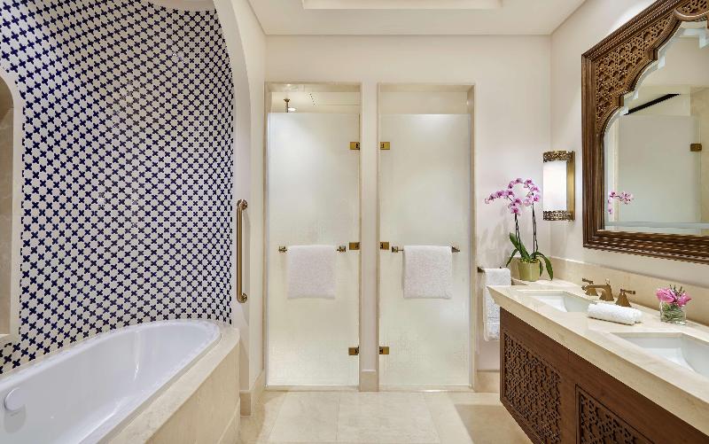 Hilton Salwa Beach Resort & Villas - Oda