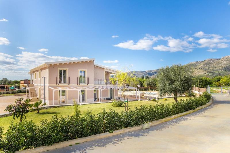 Tramonto Ibleo Resort - Genel