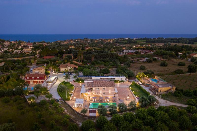 Tramonto Ibleo Resort - Genel