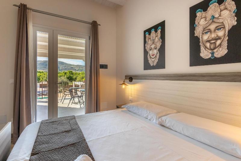 Tramonto Ibleo Resort - Oda