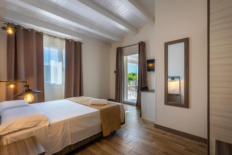 Tramonto Ibleo Resort - Oda