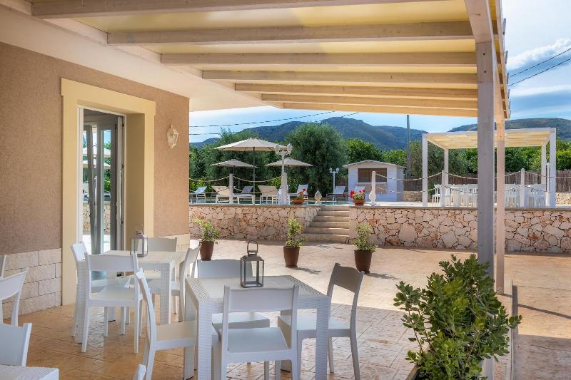 Tramonto Ibleo Resort - Teras