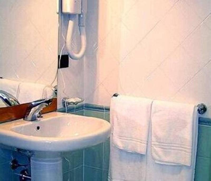 Hotel Leonardo - Oda