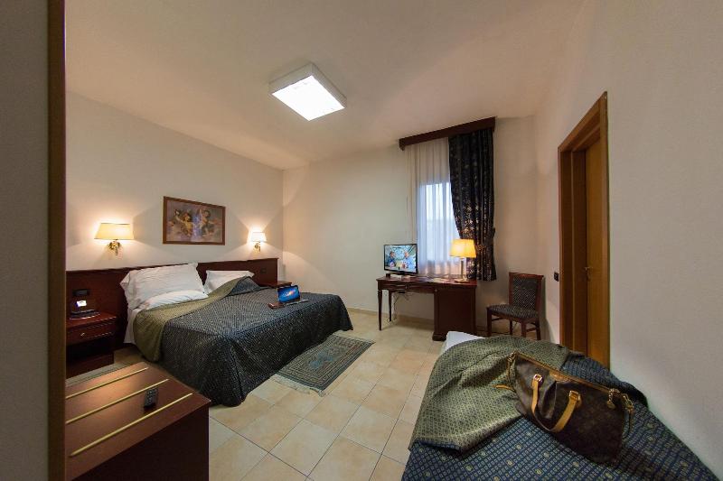 Hotel Leonardo - Oda