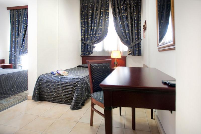 Hotel Leonardo - Oda