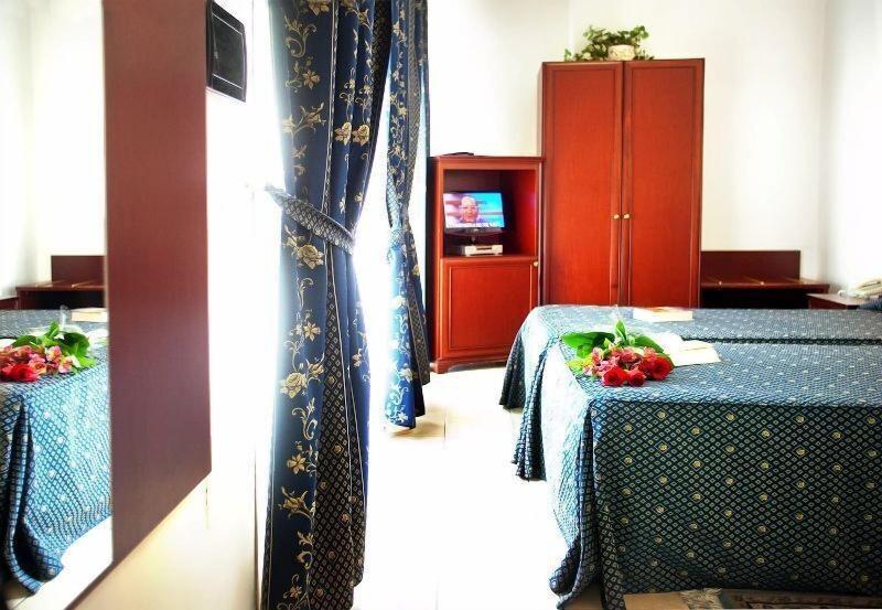 Hotel Leonardo - Oda