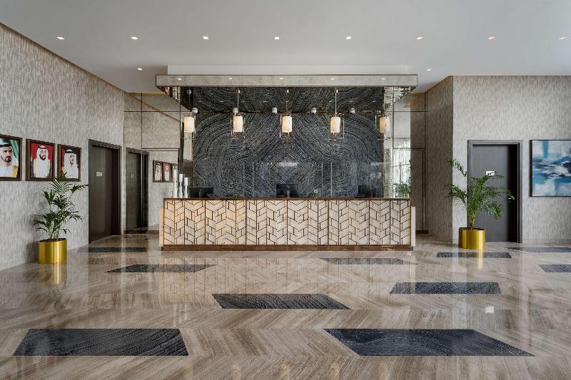 Radisson Dubai Damac Hills - Lobi