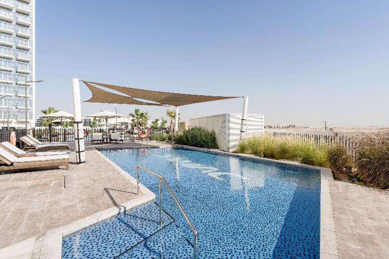 Radisson Dubai Damac Hills - Havuz