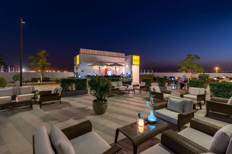Radisson Dubai Damac Hills - Restoran