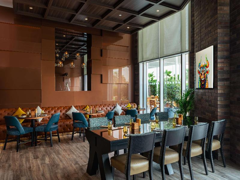 Radisson Dubai Damac Hills - Restoran