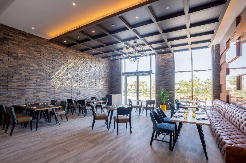 Radisson Dubai Damac Hills - Restoran