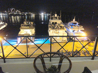 Manessi Hotel