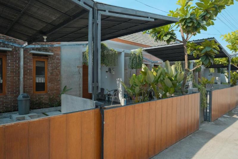 Andewi Guest House Denpasar - Genel