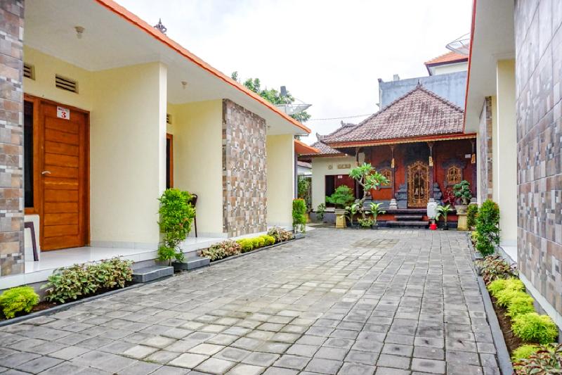RedDoorz near Buleleng Harbour 2 - Genel