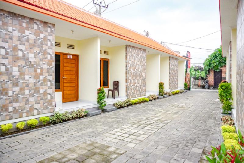 RedDoorz near Buleleng Harbour 2 - Genel