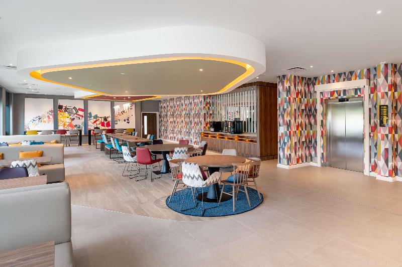 Hampton By Hilton High Wycombe - Lobi