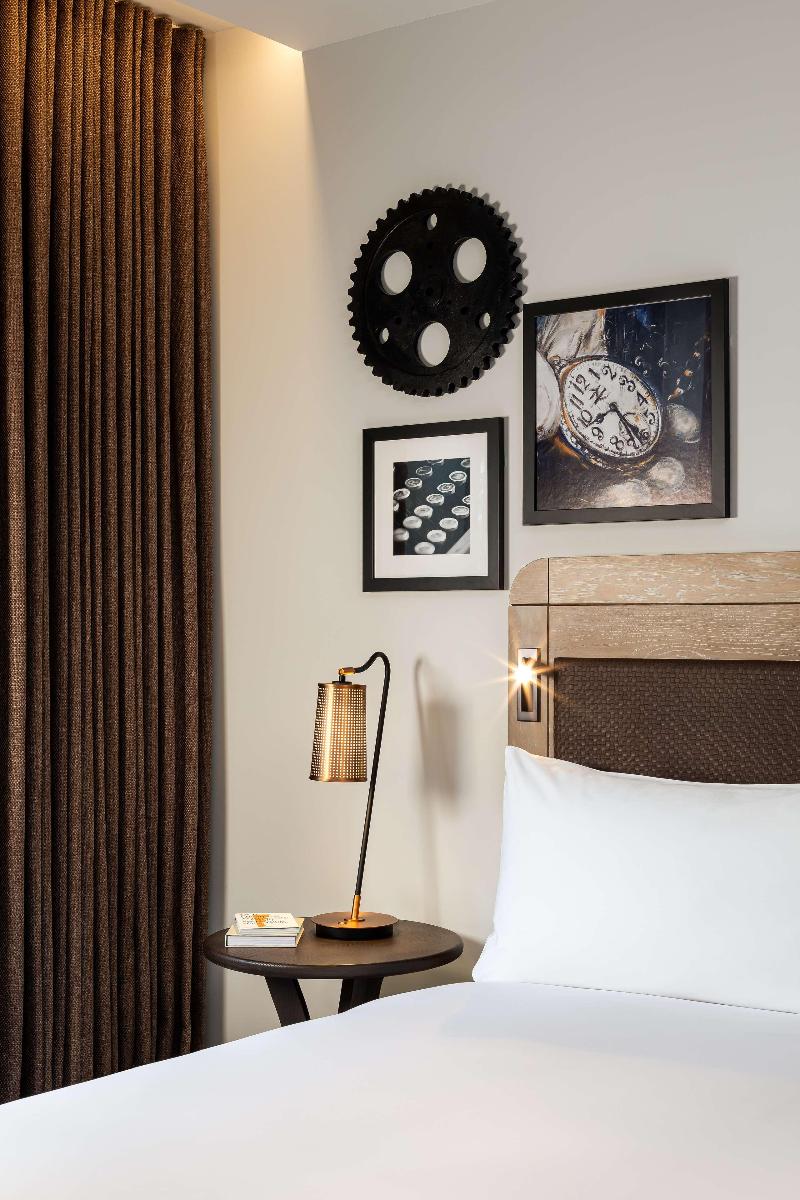 The Gantry London Curio Collection By Hilton - Oda