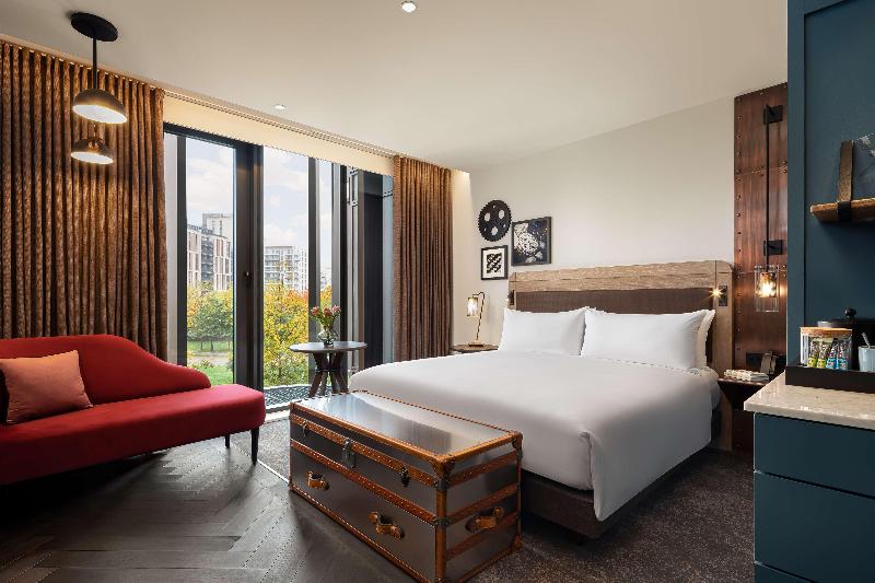 The Gantry London Curio Collection By Hilton - Oda