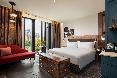 The Gantry London Curio Collection By Hilton oda fotoğrafı