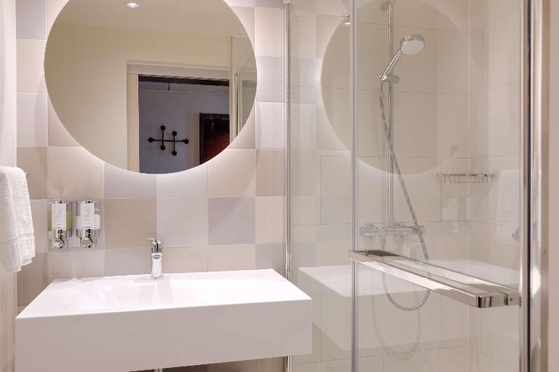 Hampton By Hilton Ashford International - Oda