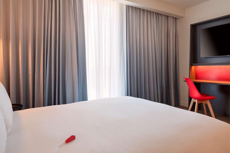 Hampton By Hilton Ashford International - Oda