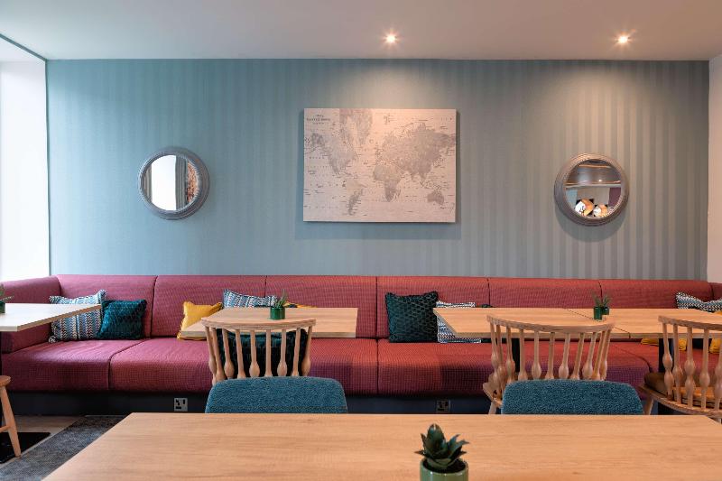 Hampton By Hilton Ashford International - Restoran