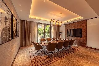 The Fellows House Cambridge Curio Collection By H fotoÄŸrafÄ±