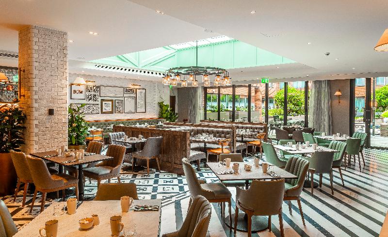 The Fellows House Cambridge Curio Collection By H - Restoran