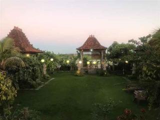 Bali Eco Living Yoga Healing Meditation by ZUZU fotoÄŸrafÄ±