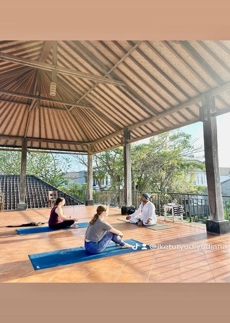 Bali Eco Living Yoga Healing Meditation by ZUZU - Genel
