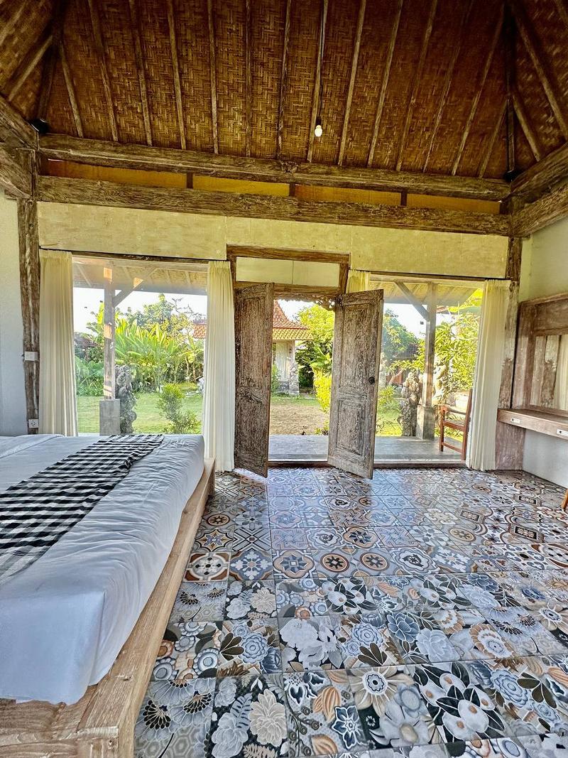 Bali Eco Living Yoga Healing Meditation by ZUZU - Oda