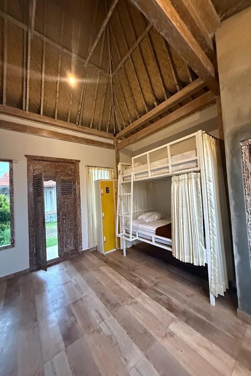 Bali Eco Living Yoga Healing Meditation by ZUZU - Oda