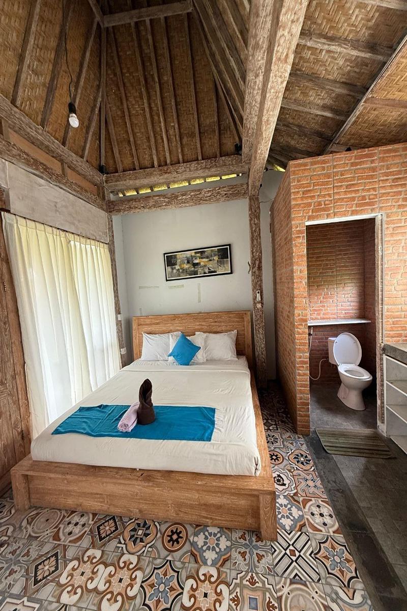 Bali Eco Living Yoga Healing Meditation by ZUZU - Oda